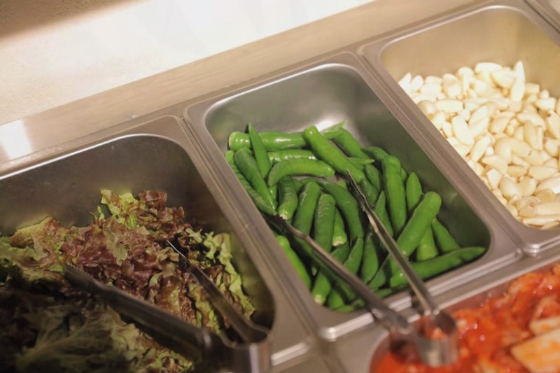 부드럽고 맛있는 김해 꽃목살, 프라이빗한 캠핑, 도시별장