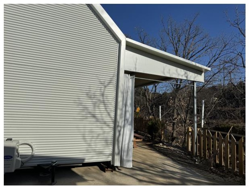 계곡 앞 독채 글램핑, 가평 더 아리웃집 모롱공간 완벽 가이드