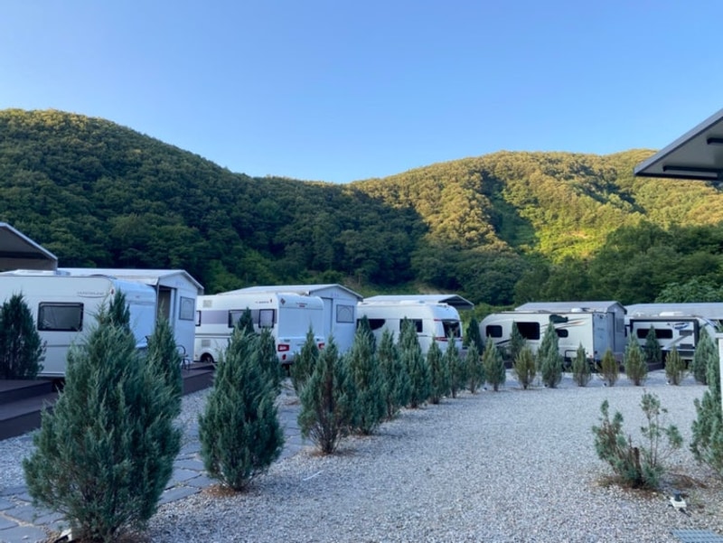 [완주여행] 캠핑 글램핑 수영장 숙소, ‘완주달빛카라반’