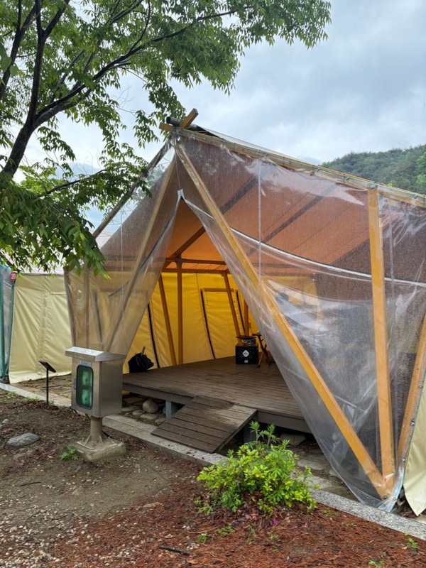 경남 산청 비 와도 걱정 없는 "지리산 자양보오토캠핑장"
