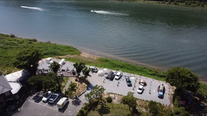 경기 가평 오토 캠핑장 봄날농원 위치 객실 가격 정보