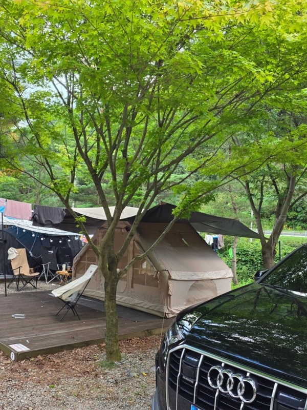 시원하게 즐길수있는 홍천캠핑장 J캠핑장