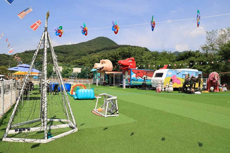 두리랜드 공룡카라반파크 시설 사진 1