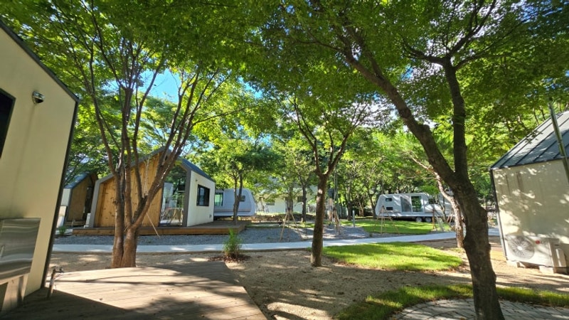 무주 카라반 캠핑 고요